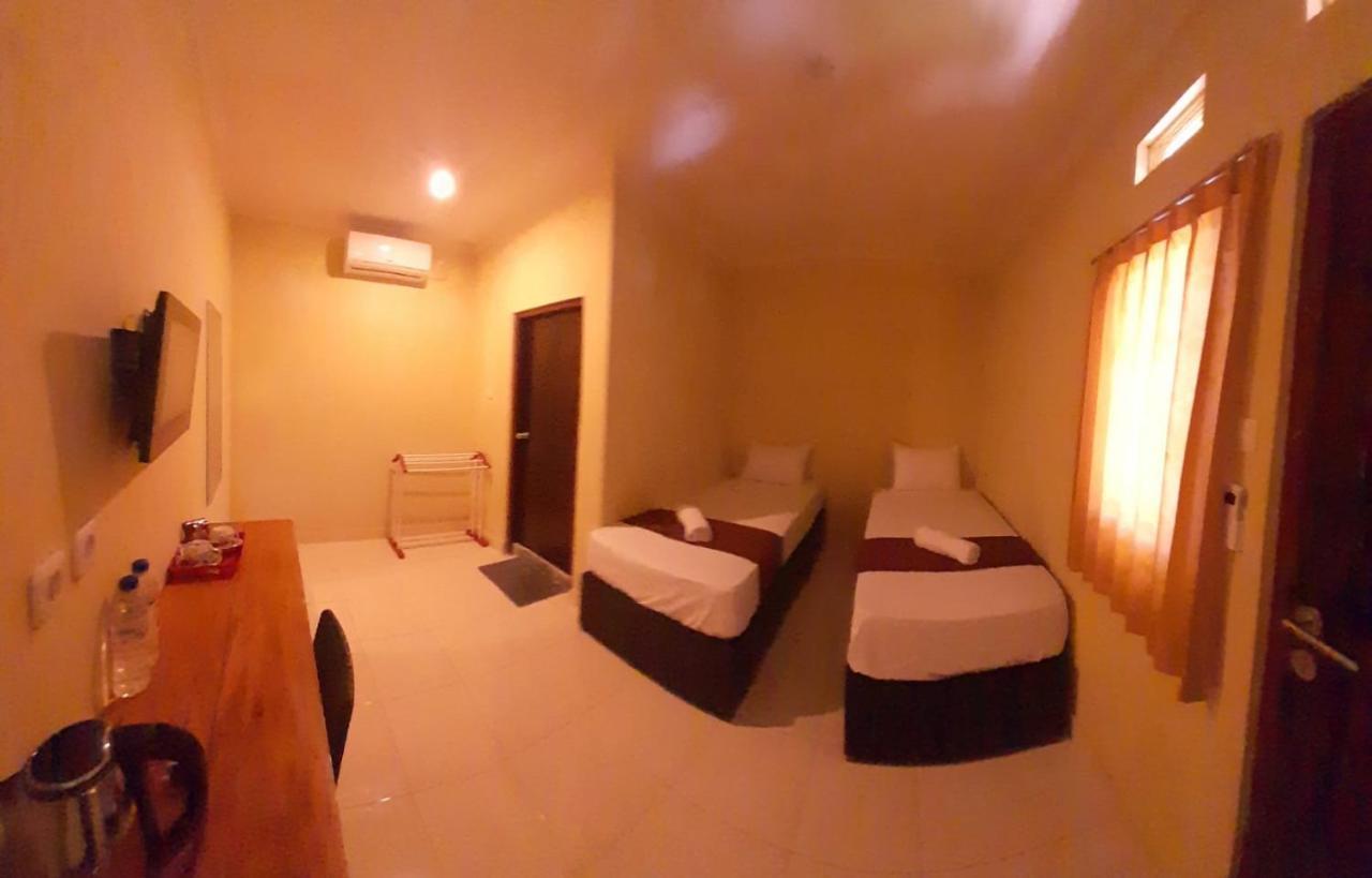 Fx72 Labuan Bajo Hotel Dış mekan fotoğraf