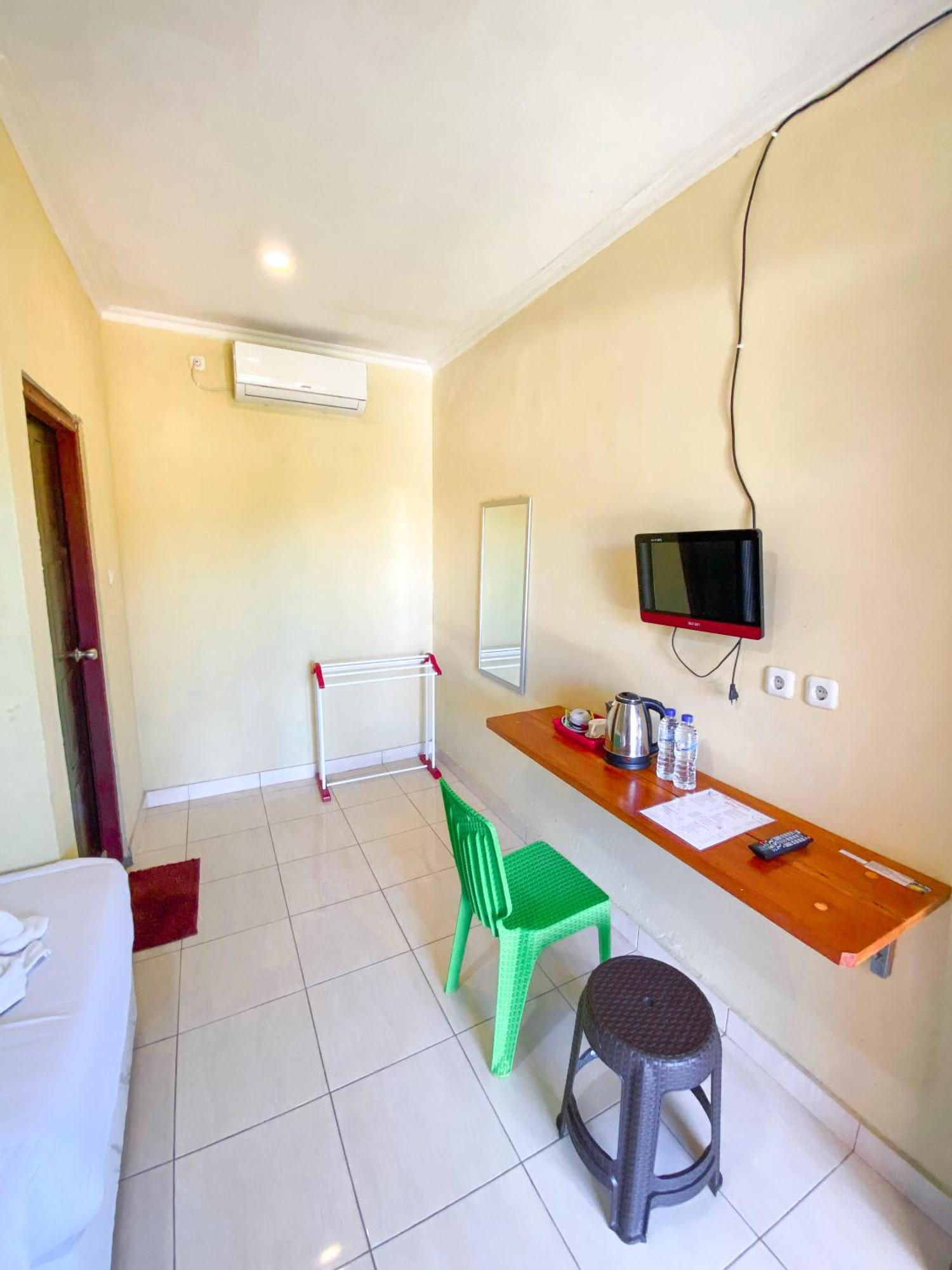 Fx72 Labuan Bajo Hotel Dış mekan fotoğraf