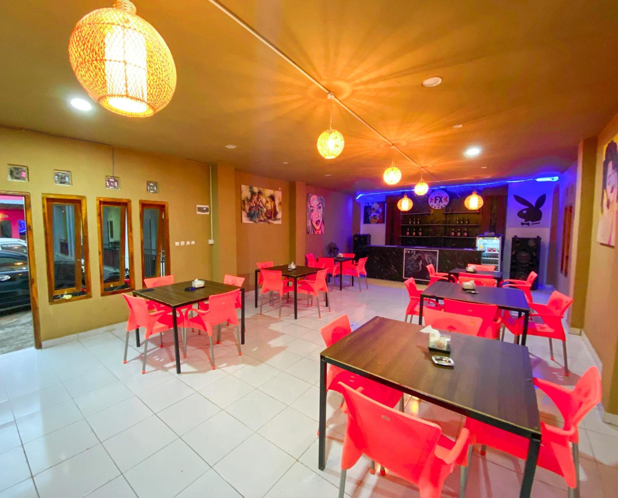 Fx72 Labuan Bajo Hotel Dış mekan fotoğraf